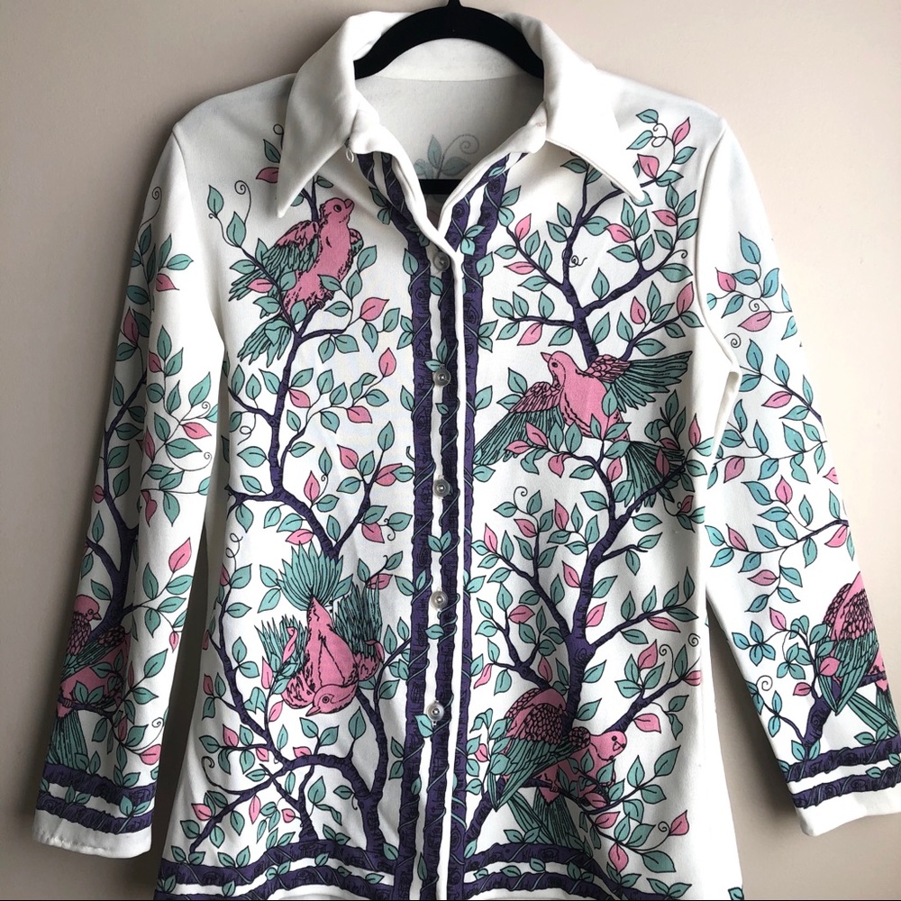 Vintage 60s or 70s graphic long sleeve shirt